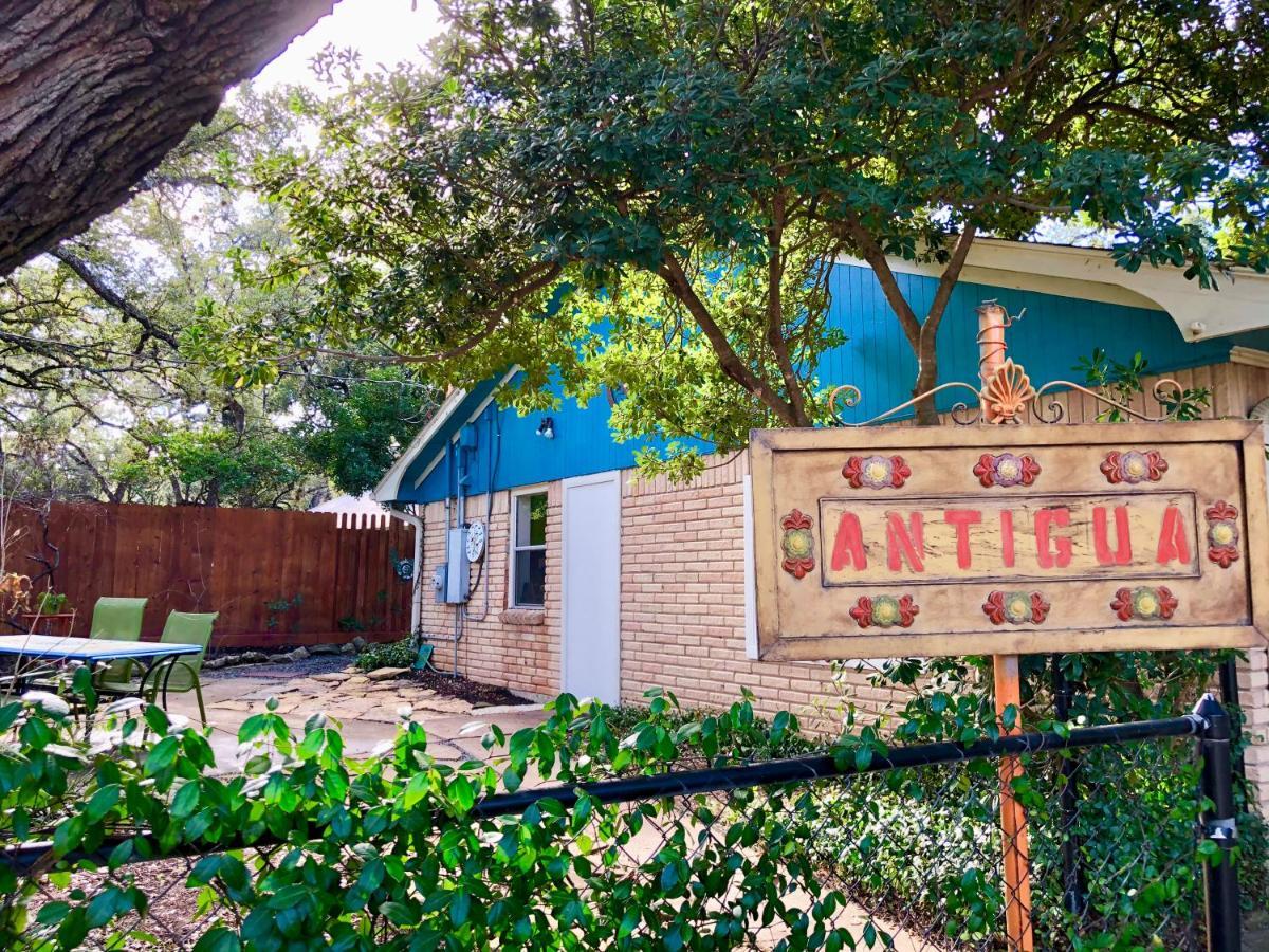The Cove Bnb Hudson Bend Exterior photo